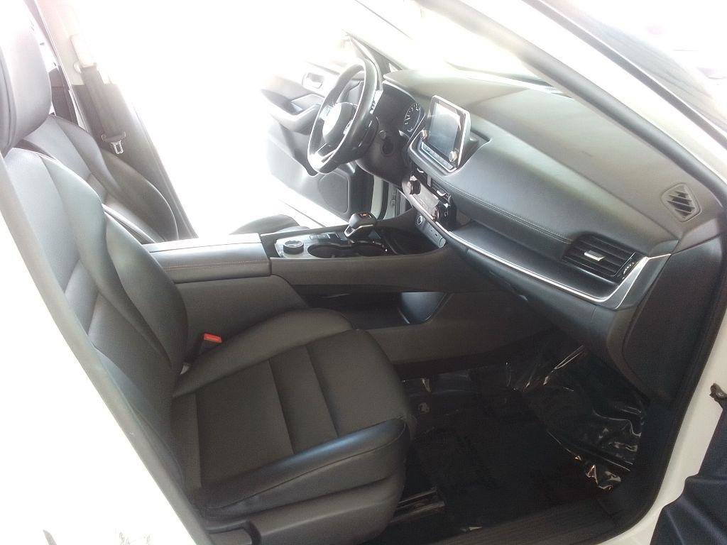 Used 2021 Nissan Rogue SV w/ Premium Package AWD/4WD image 19