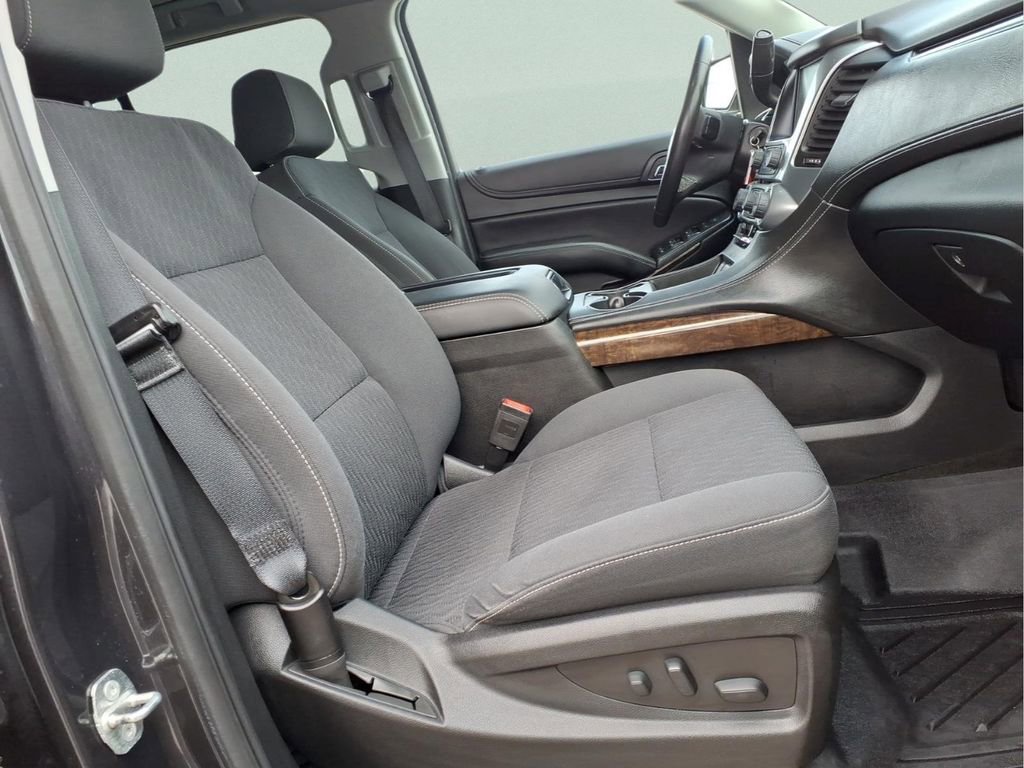 Used 2018 Chevrolet Tahoe LS RWD image 12