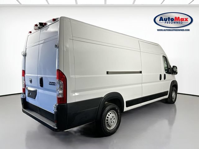 Used 2024 RAM ProMaster 3500 w/ Convenience Group FWD image 2