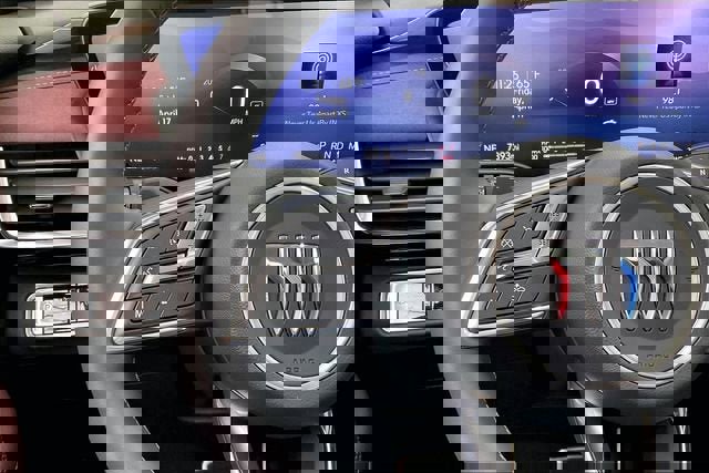 Used 2025 Buick Envision Sport Touring image 23