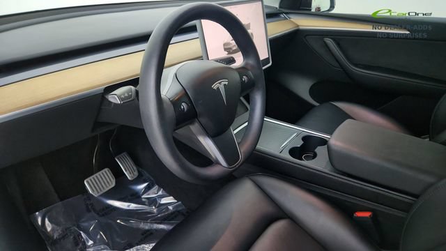 Used 2022 Tesla Model Y Long Range AWD/4WD image 19