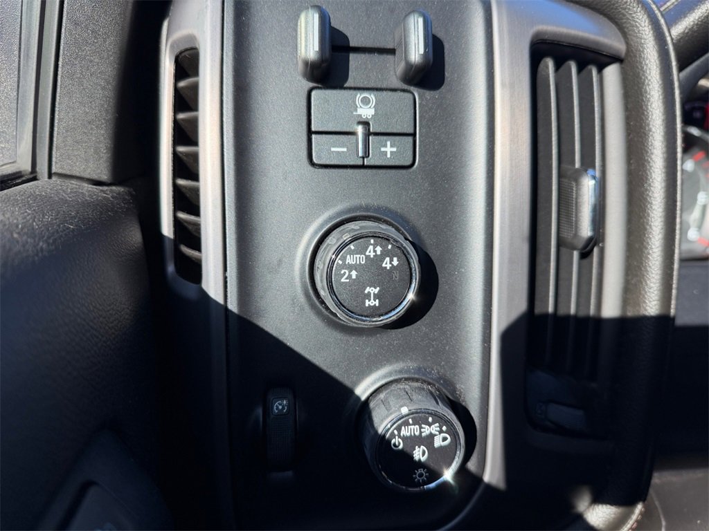 Used 2015 GMC Sierra 1500 SLT image 11