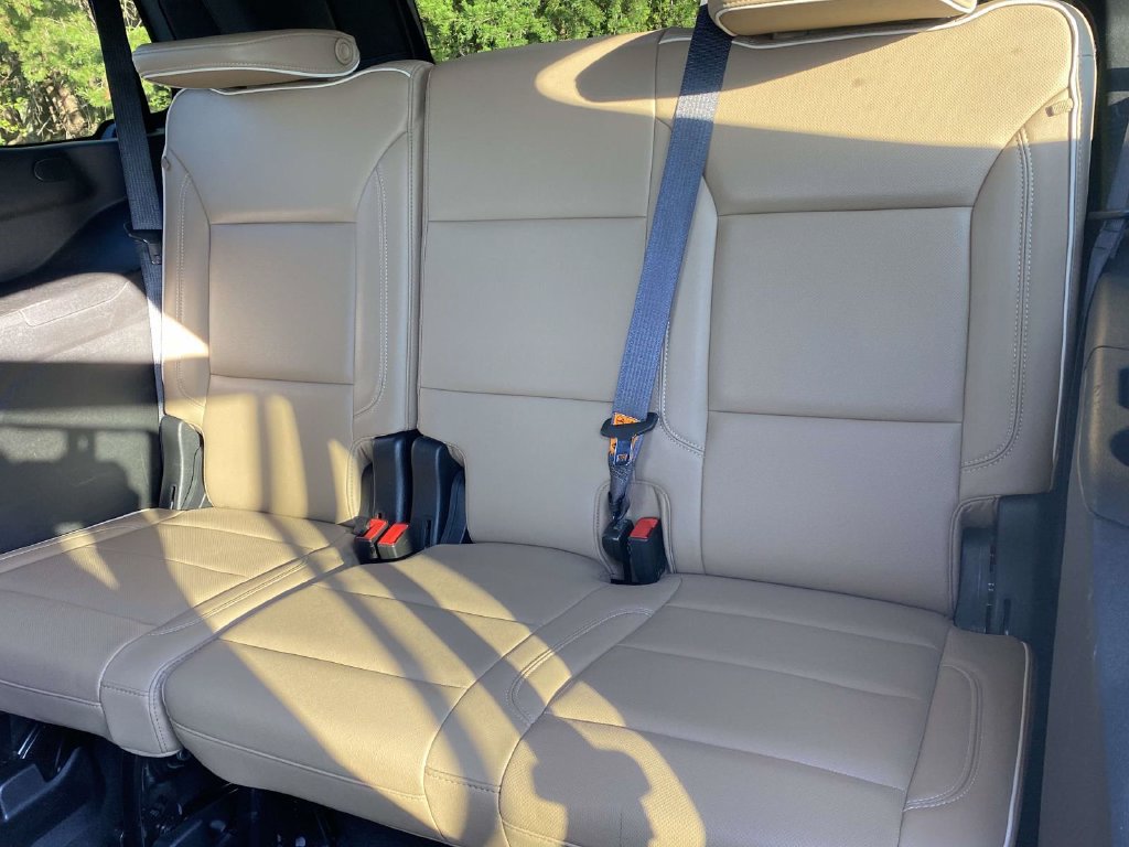 Used 2024 Chevrolet Tahoe Premier AWD/4WD image 12