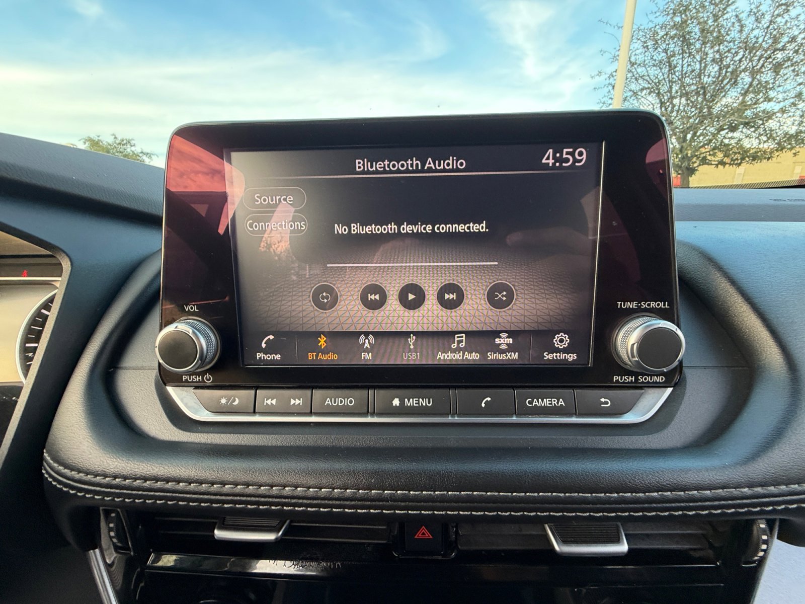 Certified 2021 Nissan Rogue SV image 28