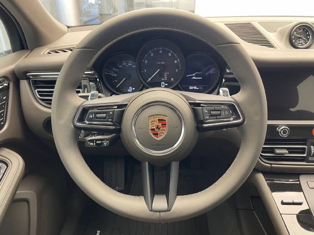 New 2026 Porsche Macan AWD/4WD image 13