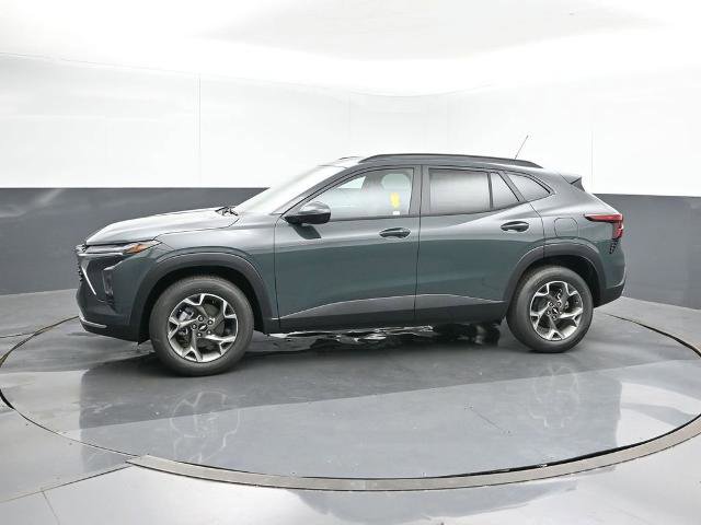 New 2026 Chevrolet Trax LT w/ Driver Confidence Package image 2