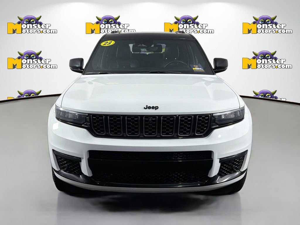 Used 2023 Jeep Grand Cherokee L Summit w/ Rear Seat Video Group I image 2