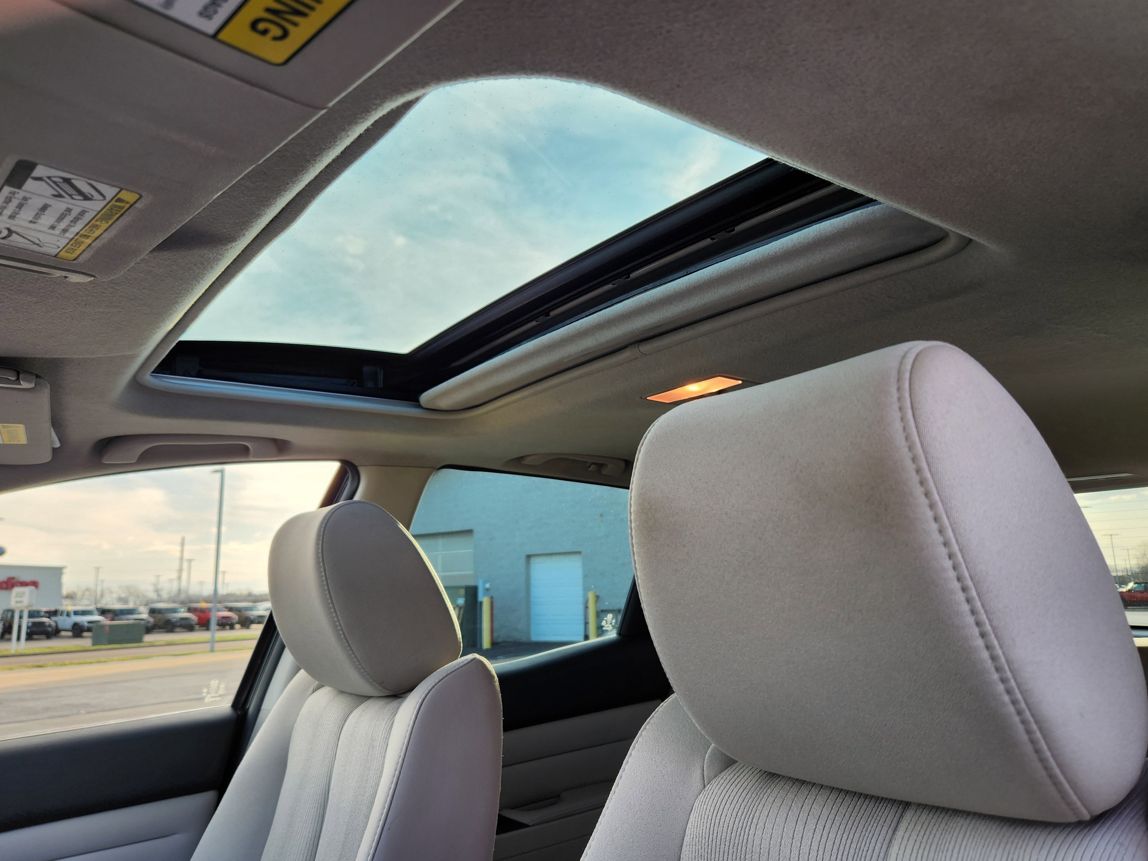 Used 2012 MAZDA CX-7 i Sport w/ Convenience Pkg FWD image 23