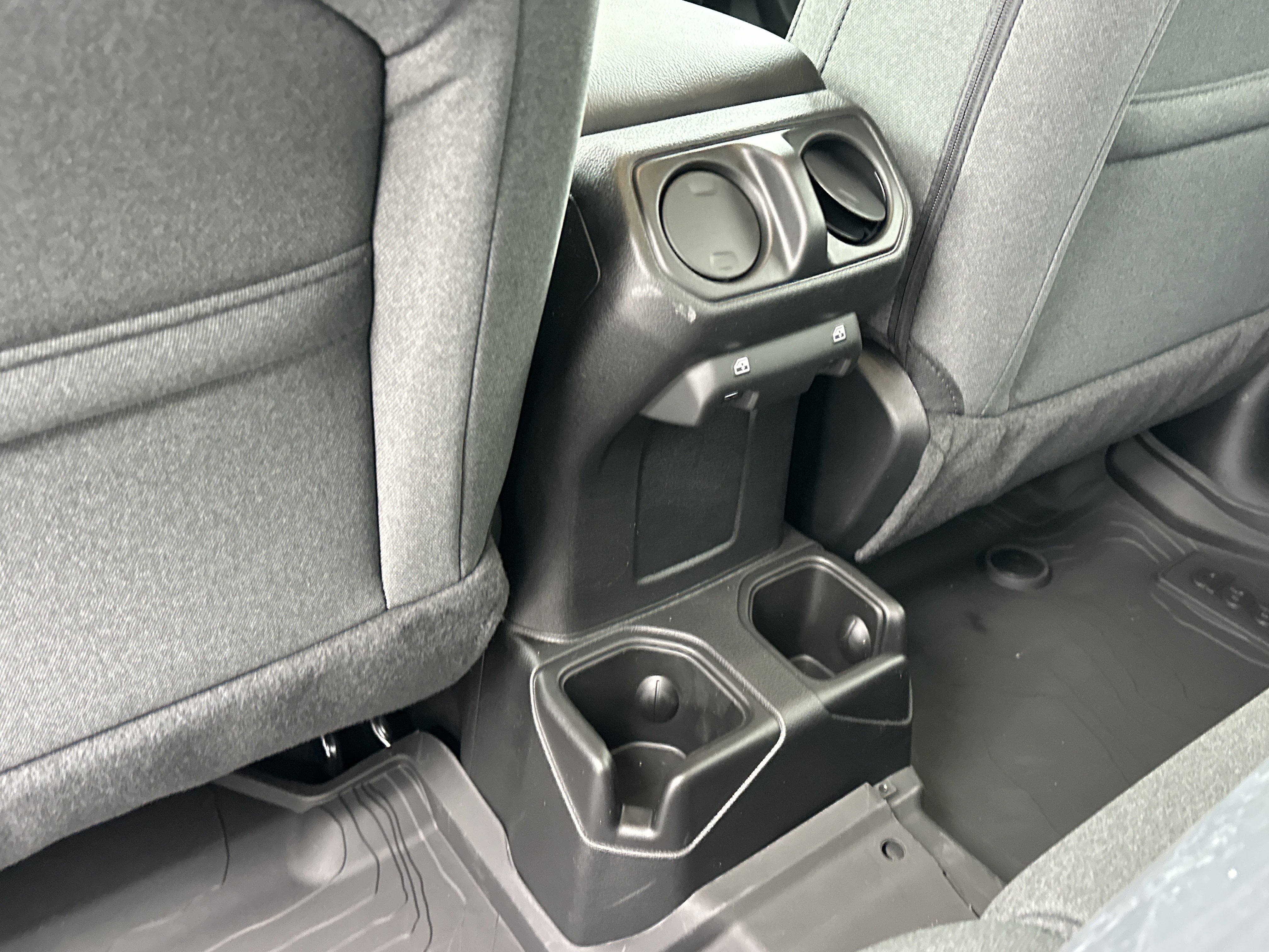 New 2026 Jeep Gladiator Sport image 31