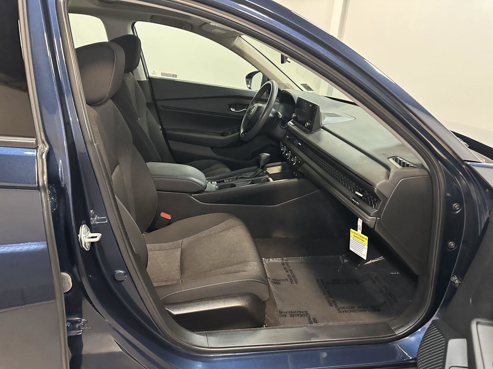 Used 2024 Honda Accord EX image 39