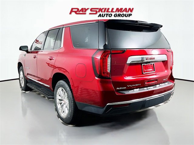 Used 2023 GMC Yukon SLT w/ SLT Luxury Package image 5