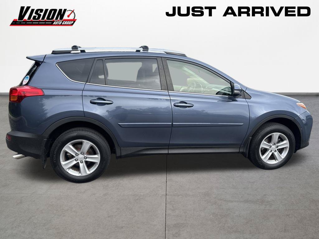 Used 2013 Toyota RAV4 XLE AWD/4WD image 6