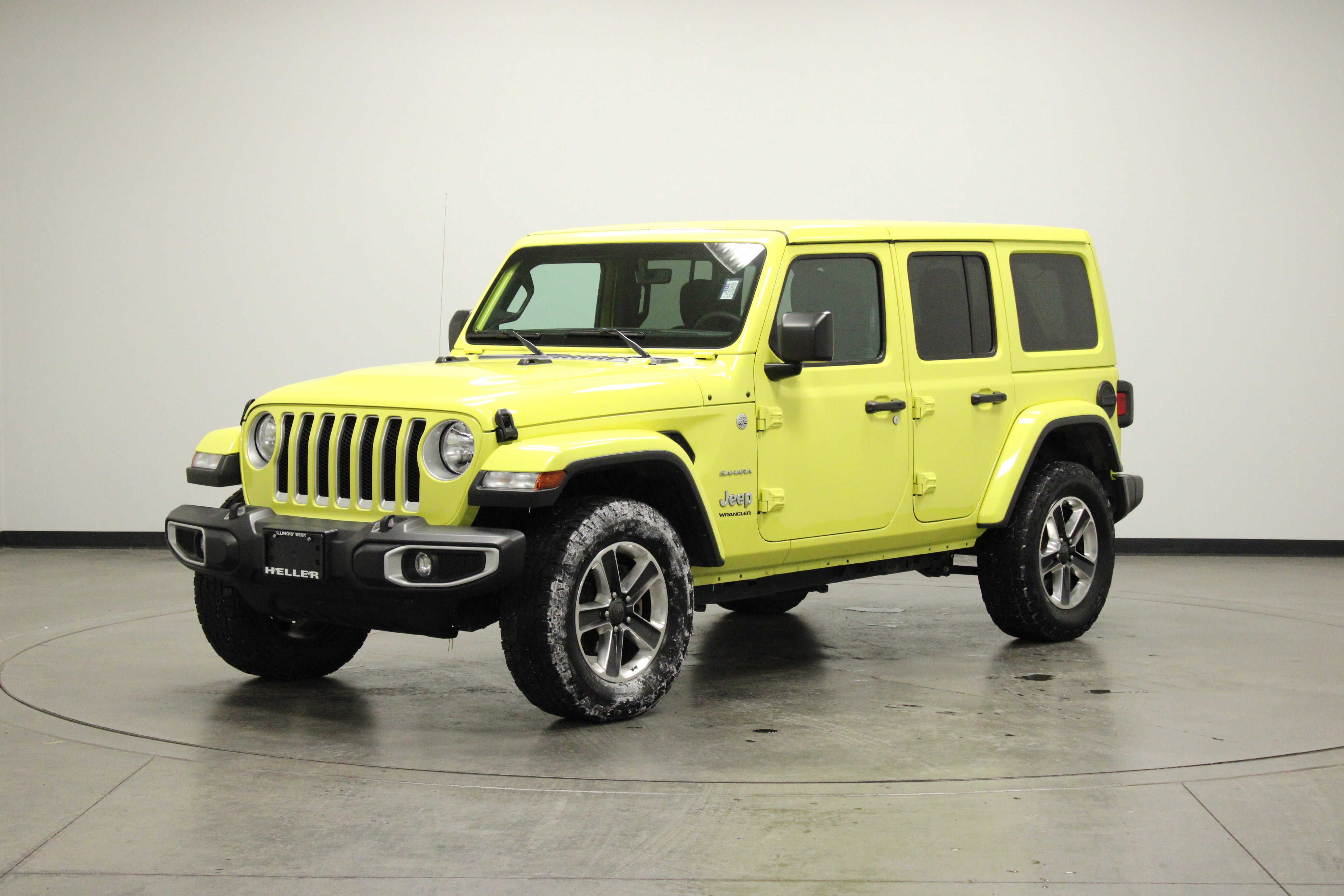Used 2023 Jeep Wrangler Unlimited Sahara AWD/4WD image 4