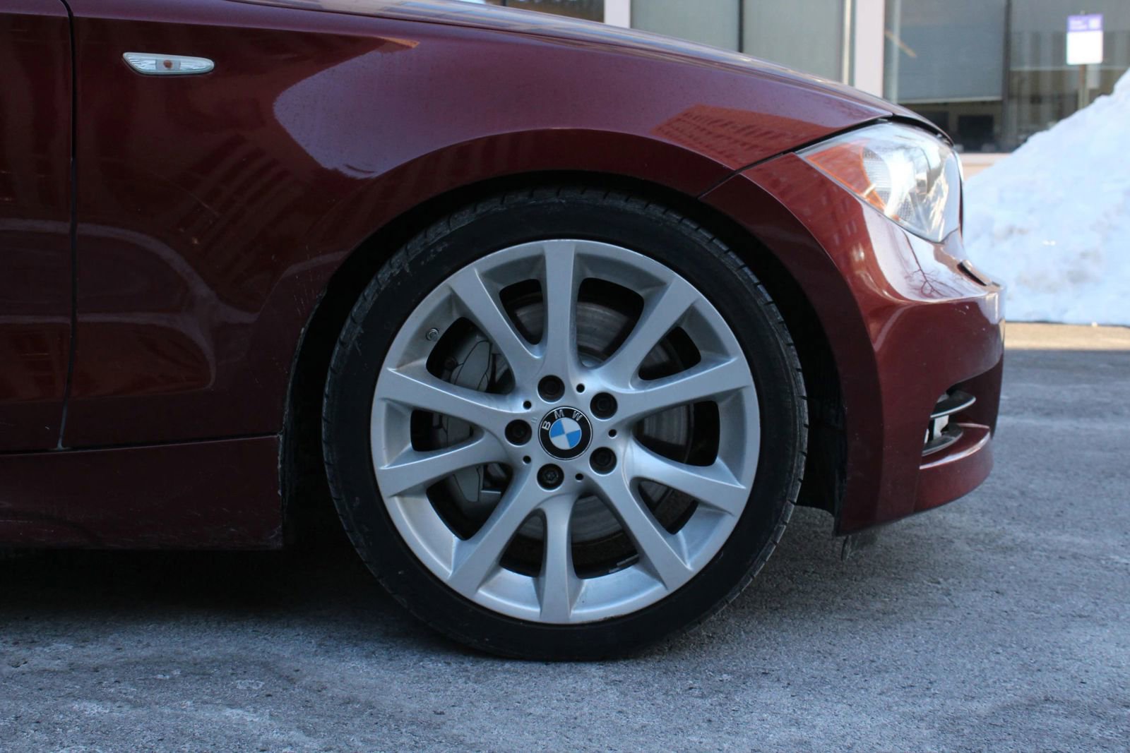 Used 2012 BMW 135i Convertible RWD image 4