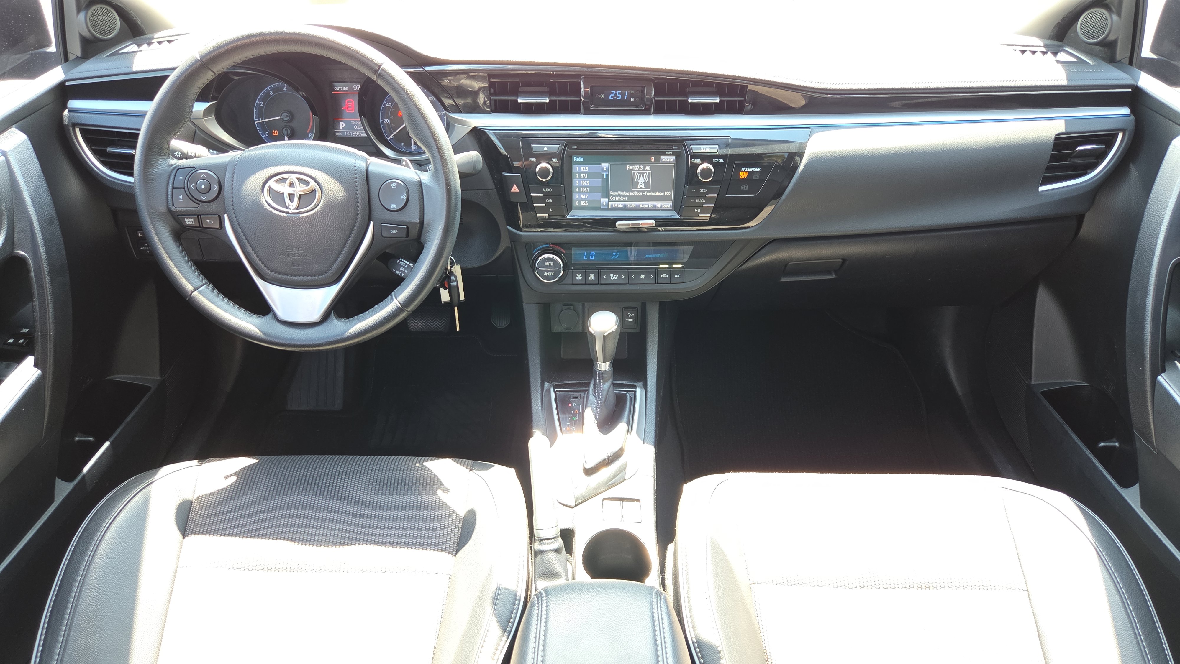 Used 2015 Toyota Corolla S FWD image 13