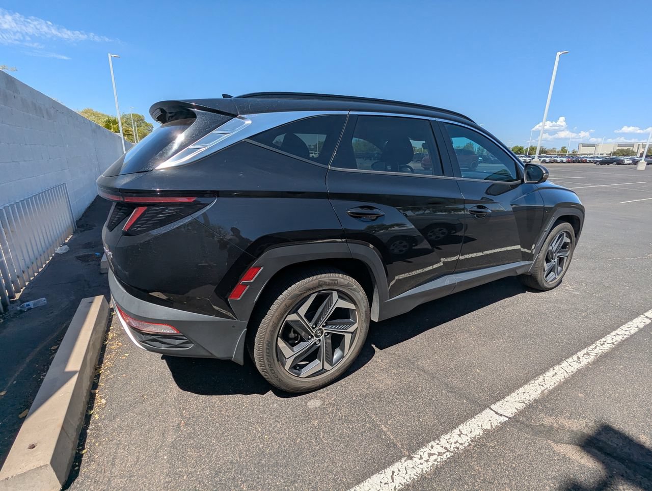Used 2022 Hyundai Tucson Limited AWD/4WD image 4