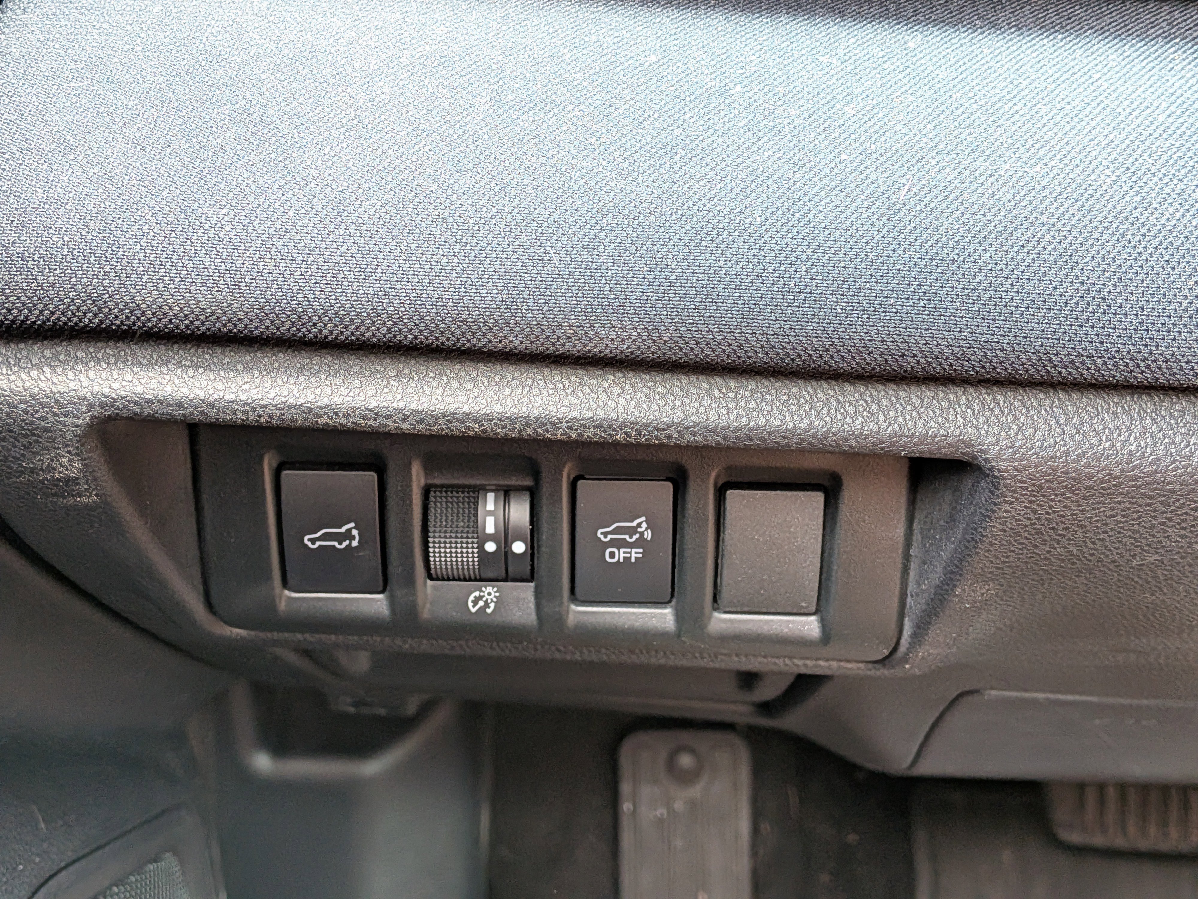 Used 2022 Subaru Outback Premium image 25