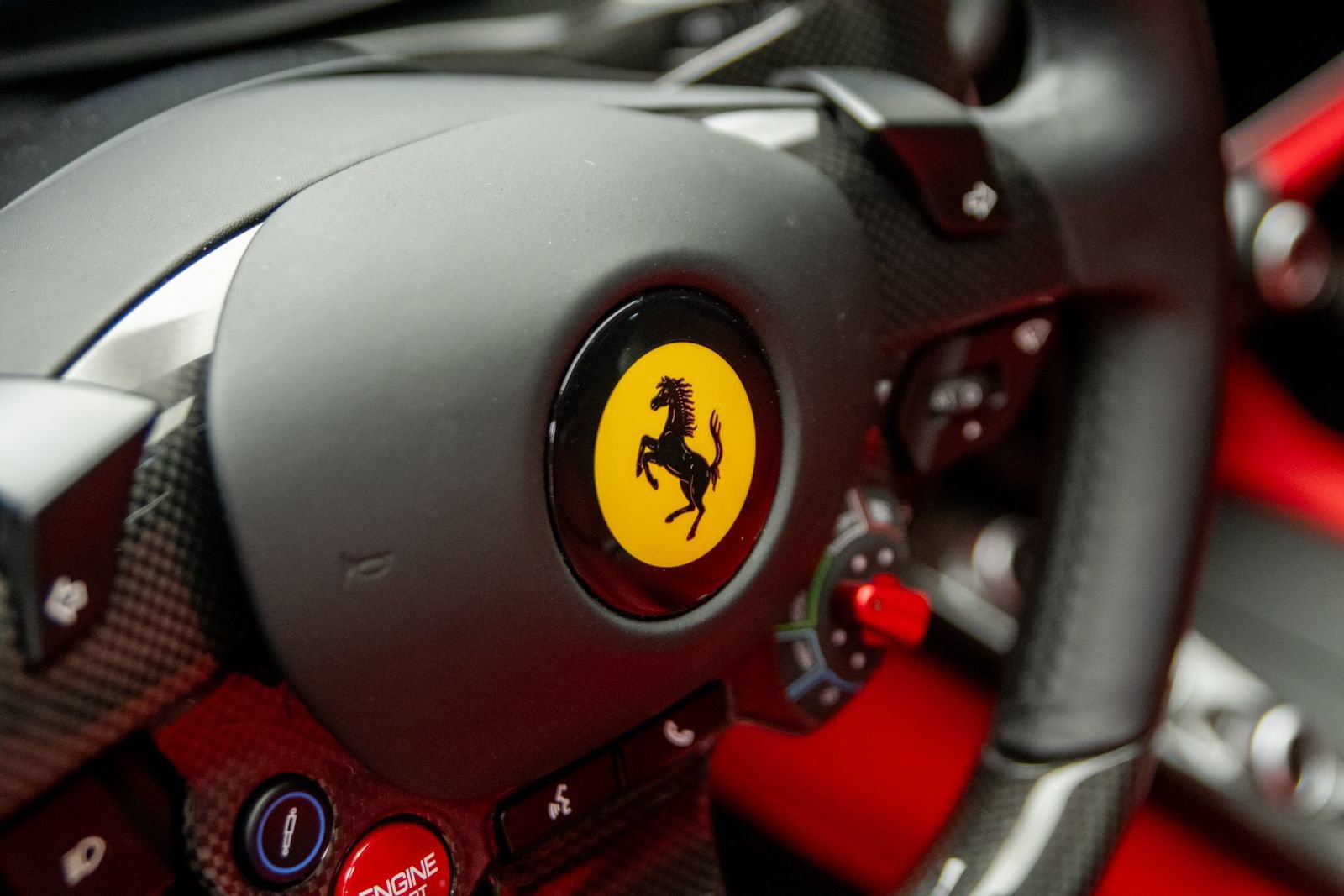 Used 2018 Ferrari GTC4Lusso AWD/4WD image 20