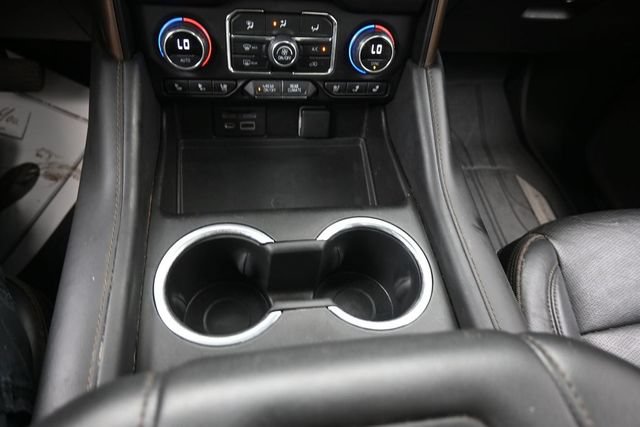 Used 2021 Chevrolet Suburban High Country AWD/4WD image 11
