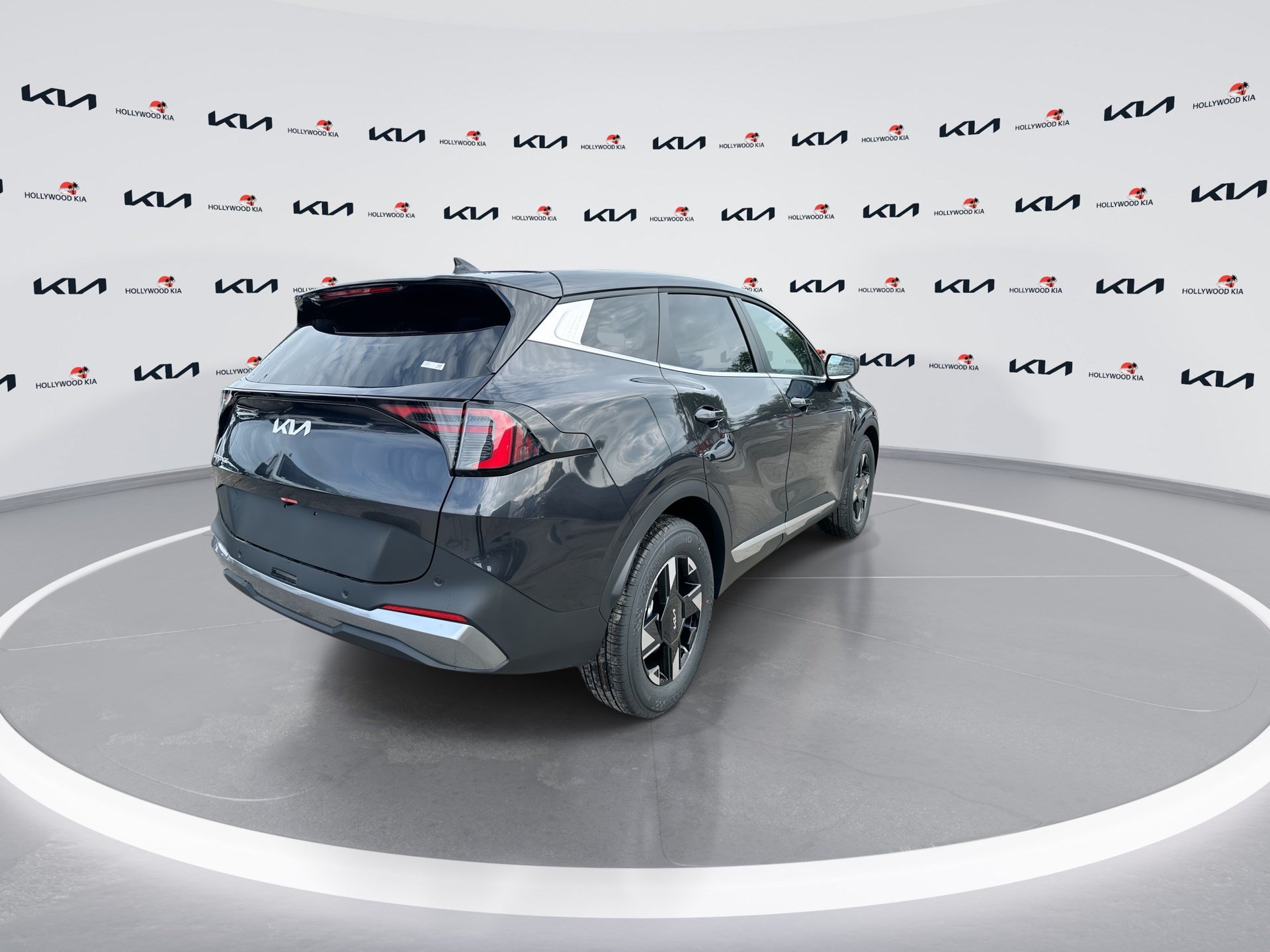 New 2026 Kia Sportage LX FWD image 8