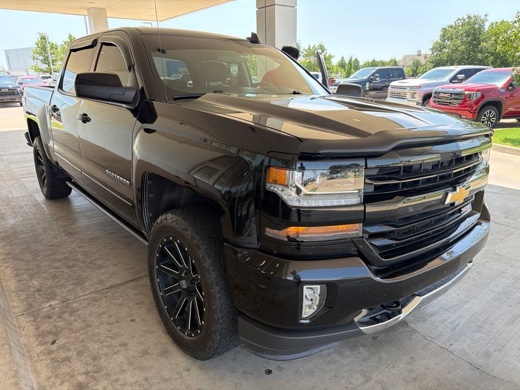 Used 2018 Chevrolet Silverado 1500 LT w/ All Star Edition AWD/4WD image 1