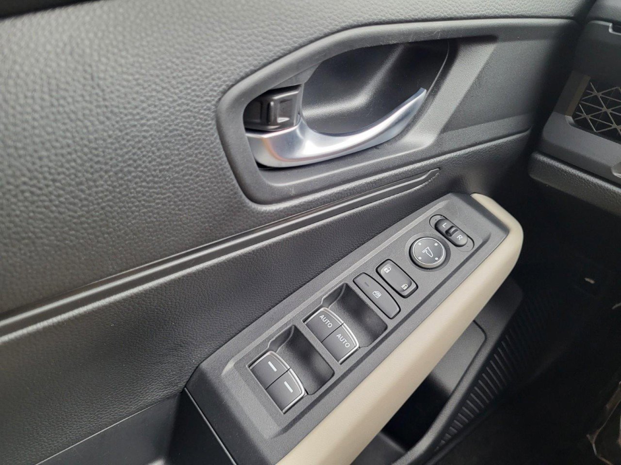 Used 2025 Honda Accord LX image 21