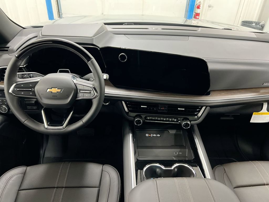 New 2026 Chevrolet Suburban High Country image 10