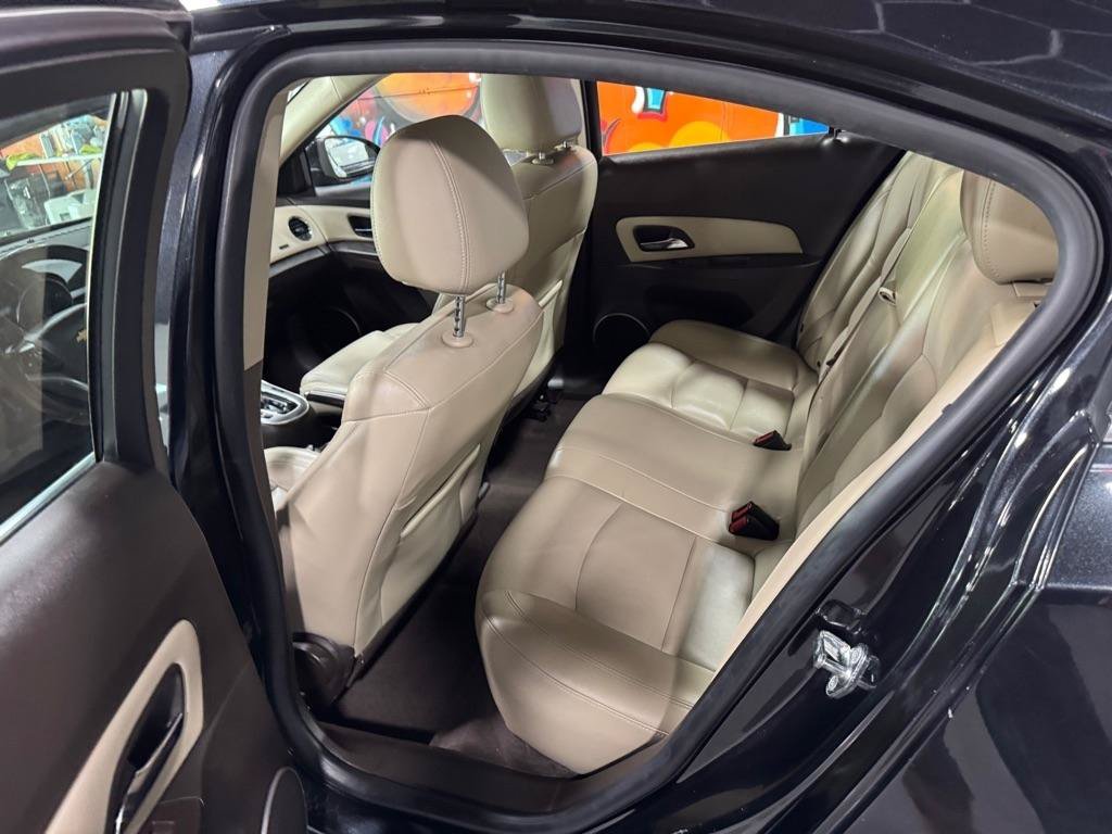 Used 2016 Chevrolet Cruze LTZ w/ Sun, Sound and Sport Package FWD image 13