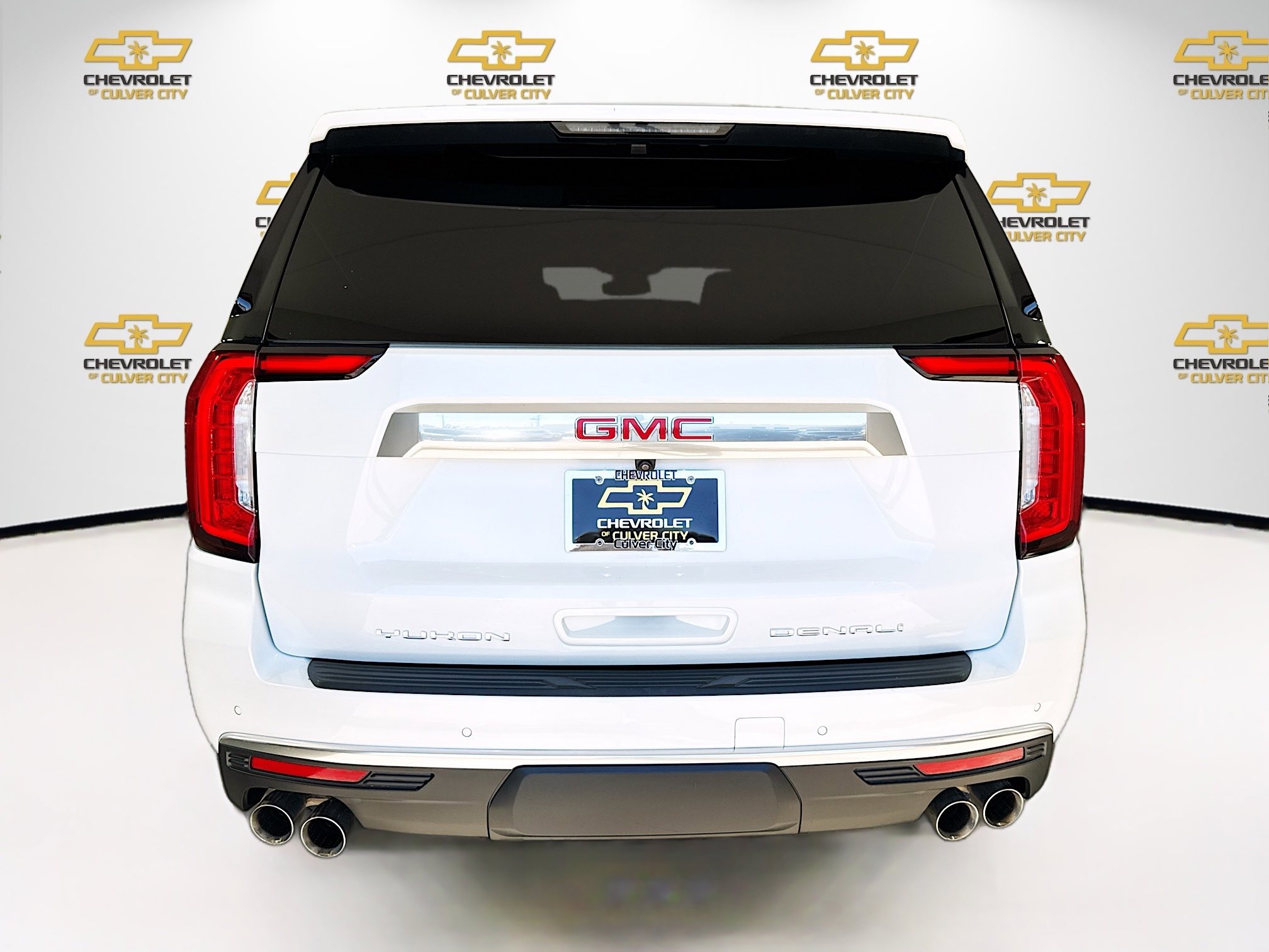 Used 2024 GMC Yukon XL Denali image 6