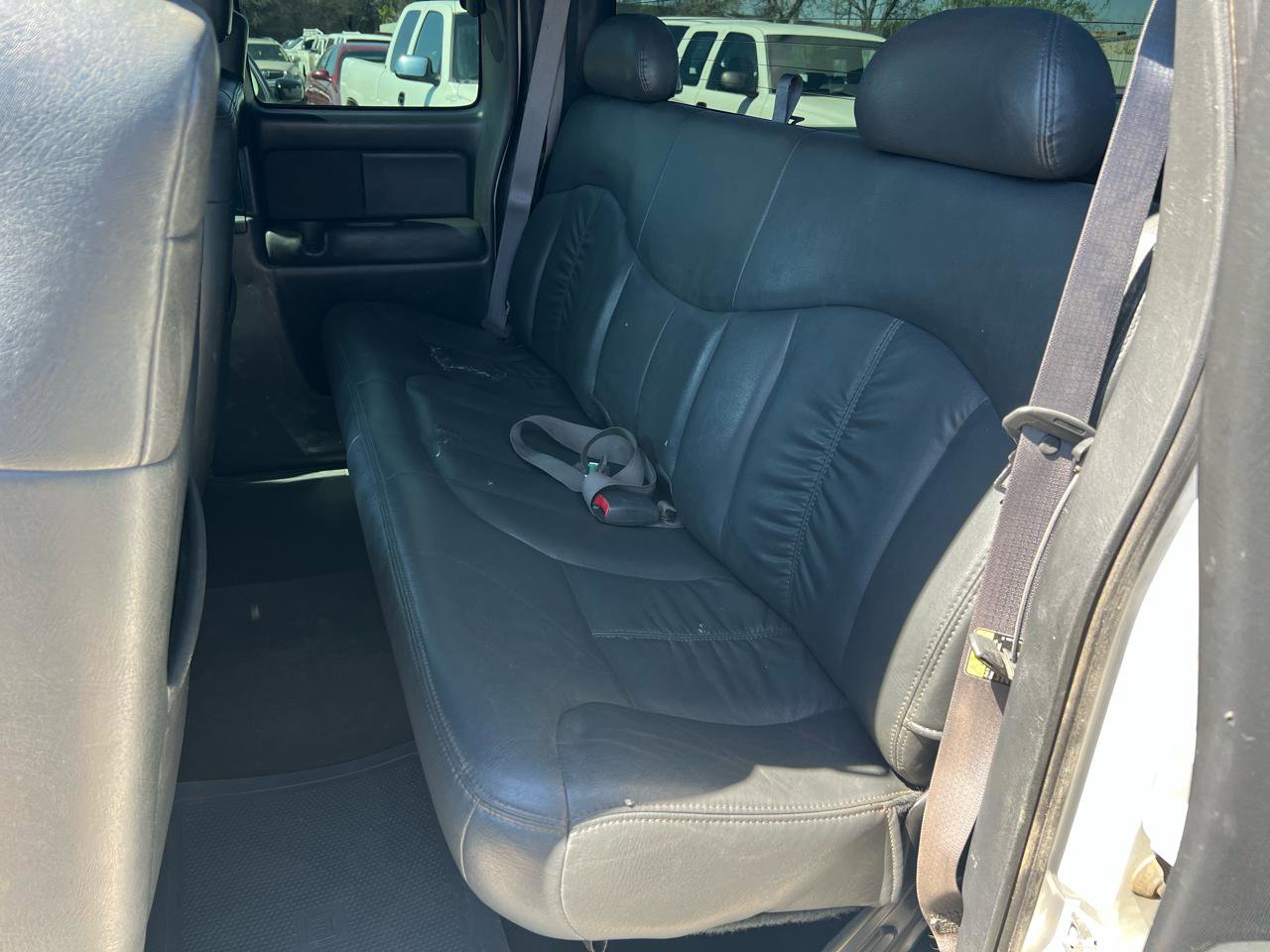 Used 2002 Chevrolet Silverado 2500 LS w/ Electrical Convenience Pkg AWD/4WD image 29