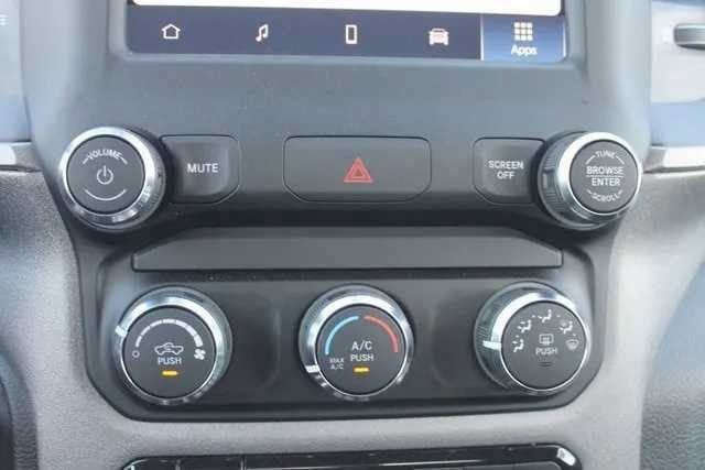 New 2024 RAM 2500 Tradesman w/ Chrome Appearance Group AWD/4WD image 23