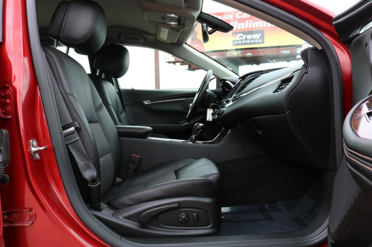 Used 2014 Chevrolet Impala LT w/ Convenience Package image 37