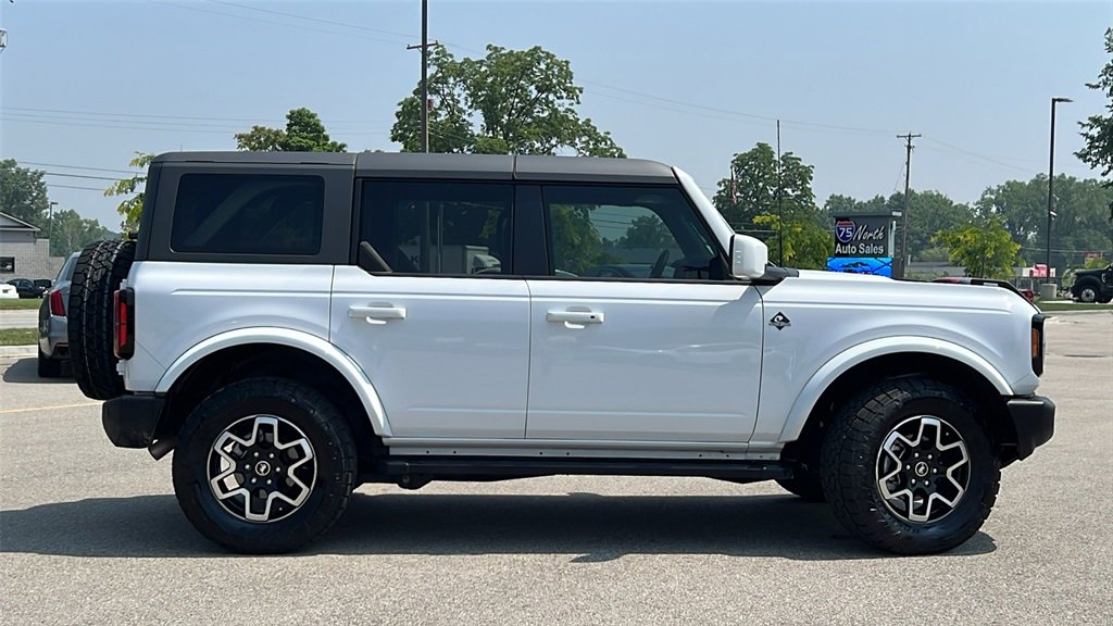 Used 2024 Ford Bronco Outer Banks image 4