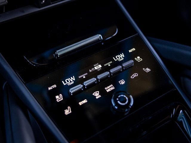 Certified 2025 Porsche Cayenne E-Hybrid image 57