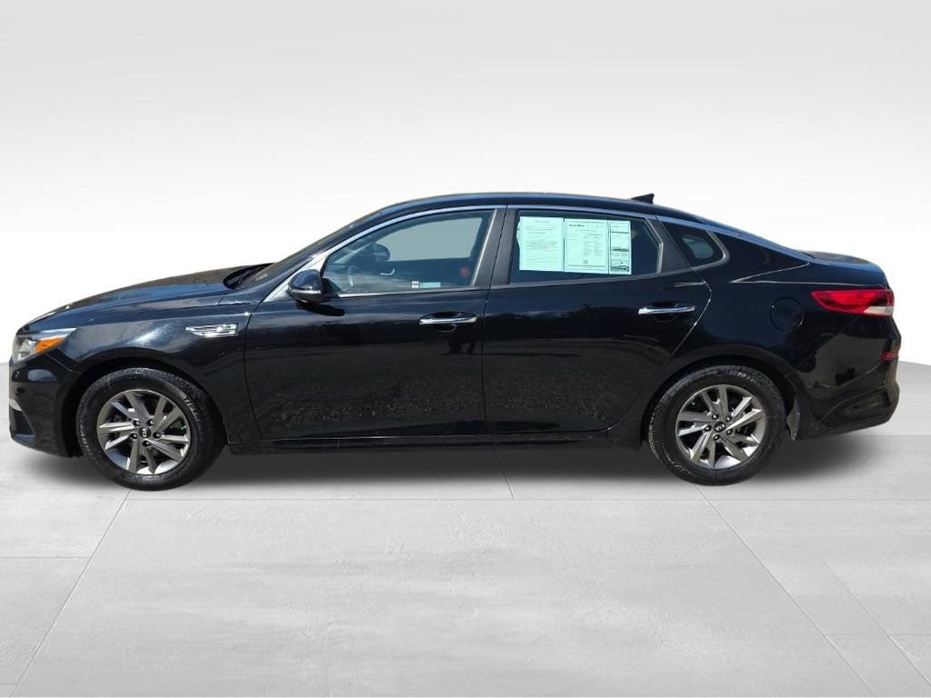Used 2019 Kia Optima LX image 9
