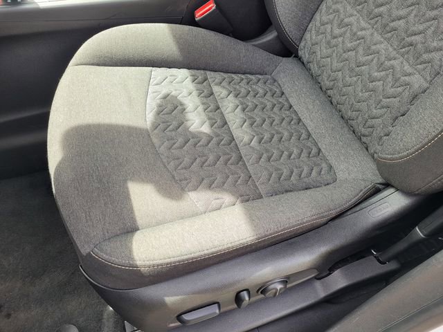 Used 2024 Chevrolet Equinox LT image 11