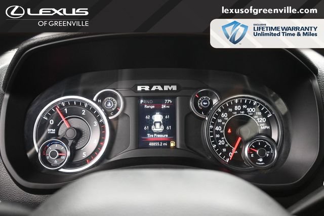 Used 2023 RAM 2500 Tradesman w/ Chrome Appearance Group AWD/4WD image 11