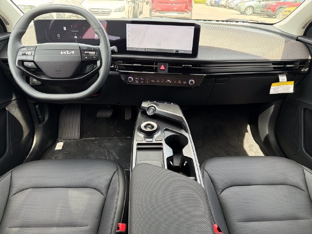 New 2026 Kia EV6 Wind RWD image 9