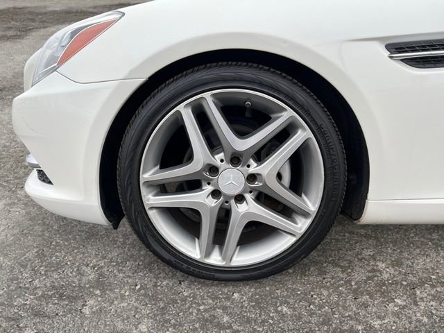 Used 2014 Mercedes-Benz SLK 250 w/ Premium Package image 13