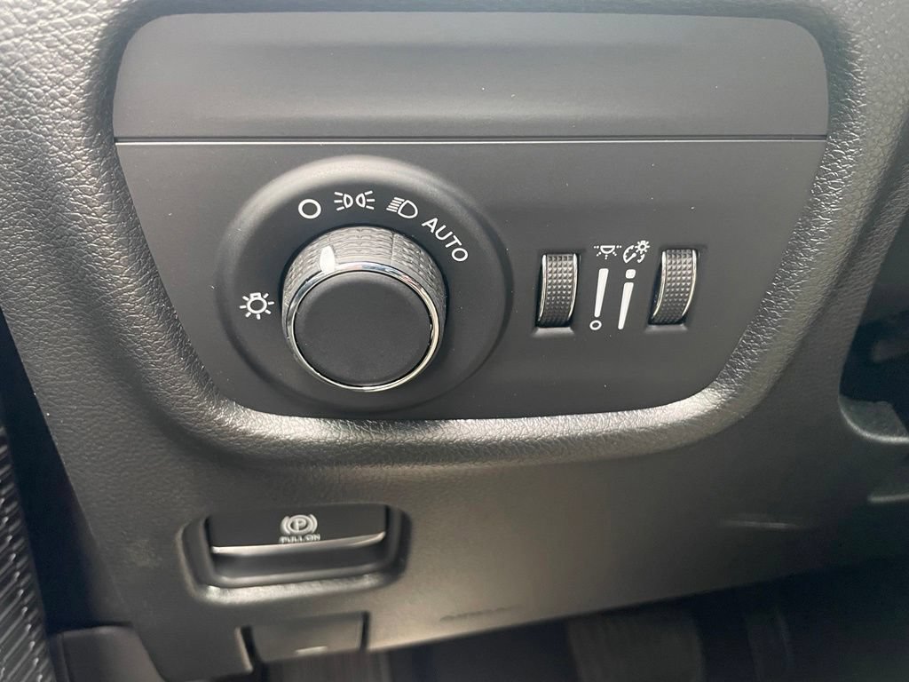 New 2026 Jeep Grand Cherokee Laredo X AWD/4WD image 14