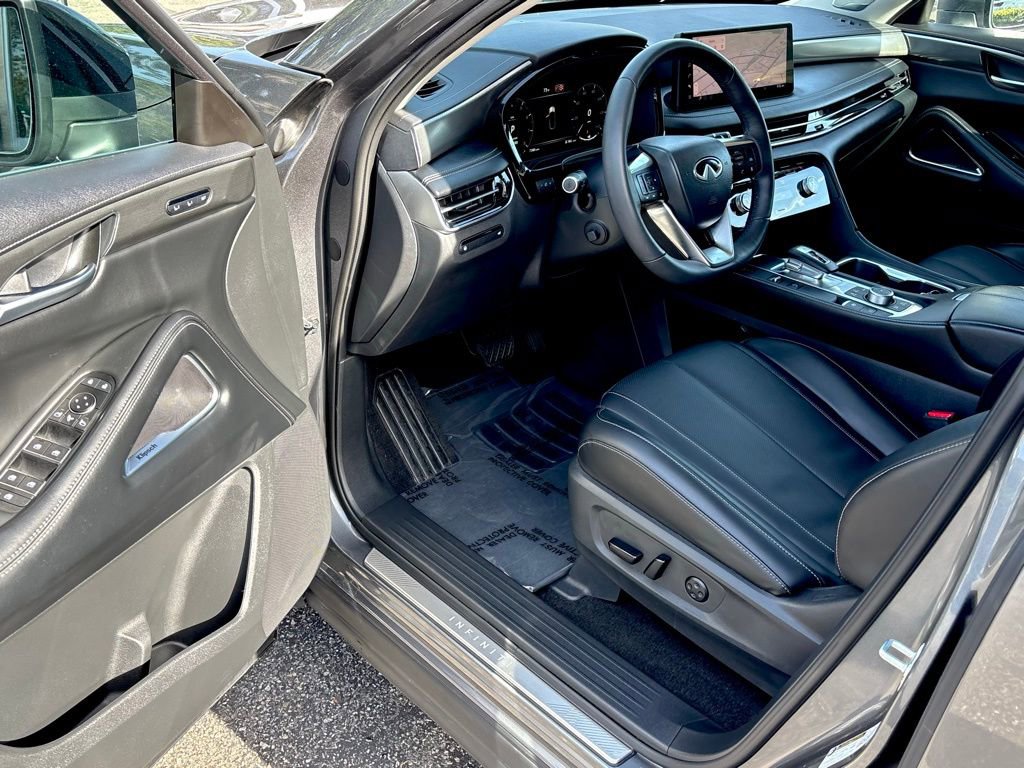 Certified 2026 INFINITI QX60 Luxe w/ Cargo Package image 16