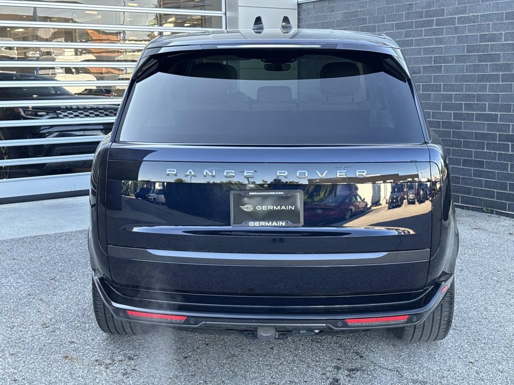 Certified 2024 Land Rover Range Rover Long Wheelbase SE AWD/4WD image 5