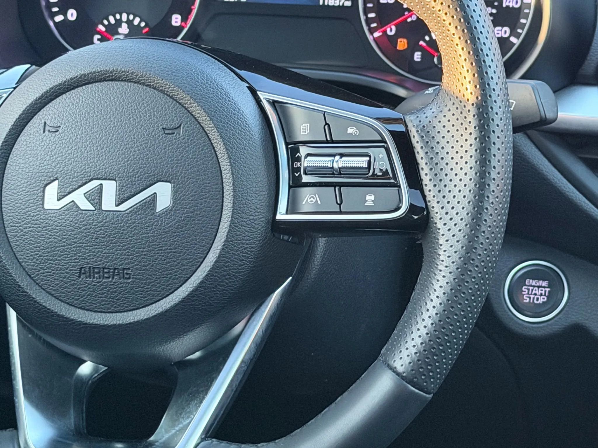 Used 2023 Kia Forte GT-Line w/ GT-Line Premium Package FWD image 21