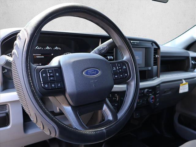 Used 2025 Ford F550 4x4 Crew Cab Super Duty image 11