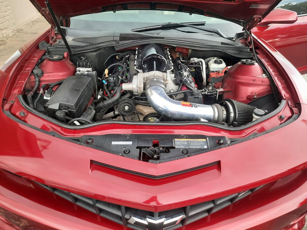Used 2010 Chevrolet Camaro SS w/ RS Package RWD image 16