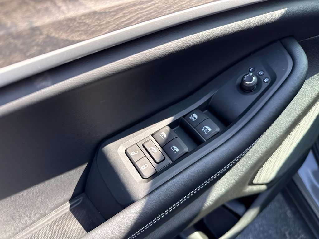 New 2027 Jeep Grand Cherokee Limited AWD/4WD image 27