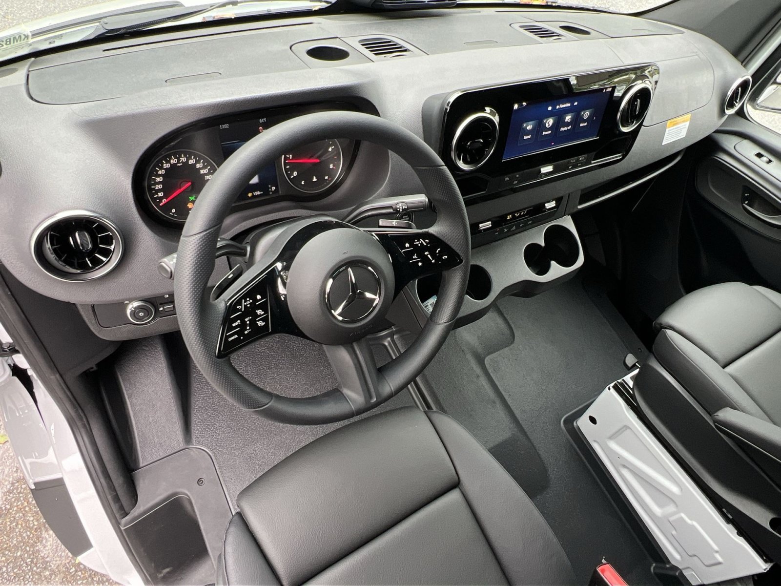 New 2026 Mercedes-Benz Sprinter 2500 image 13