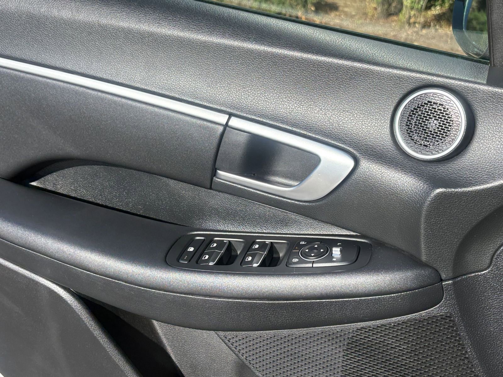 Used 2025 Hyundai Sonata SEL FWD image 18