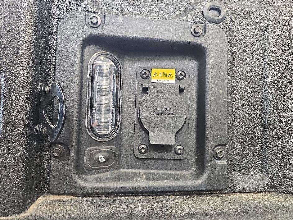 Used 2024 Ford Maverick Lariat FWD image 34