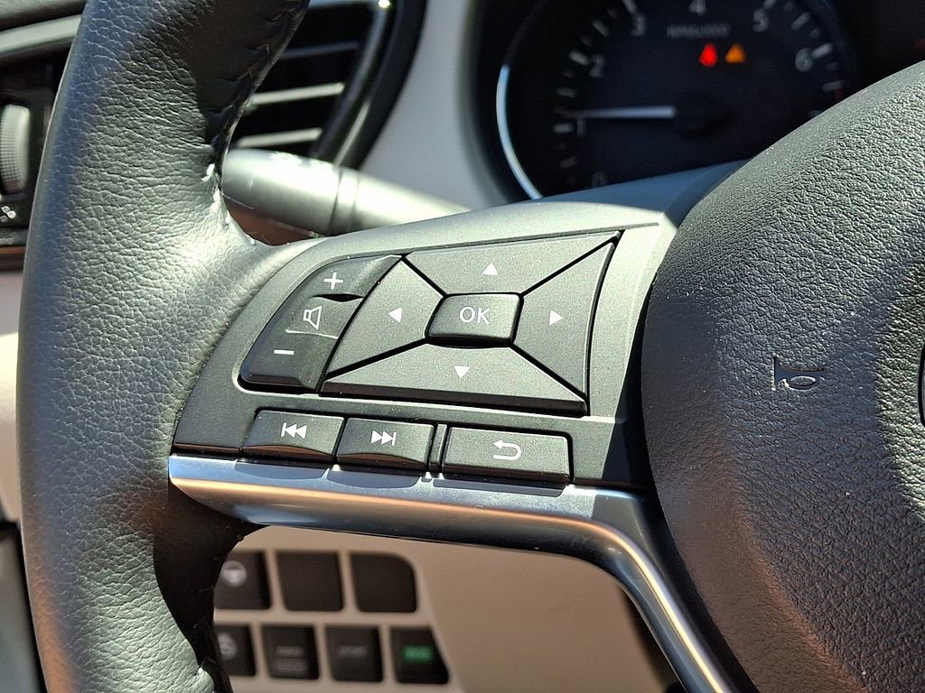 Used 2022 Nissan Rogue Sport SL AWD/4WD image 22